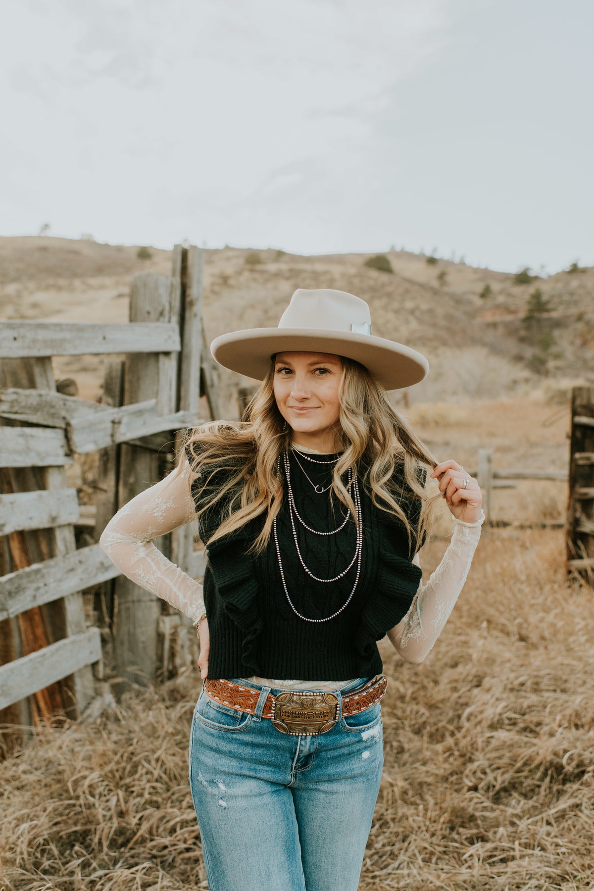 Black Ruffle Sleeve Sweater Vest