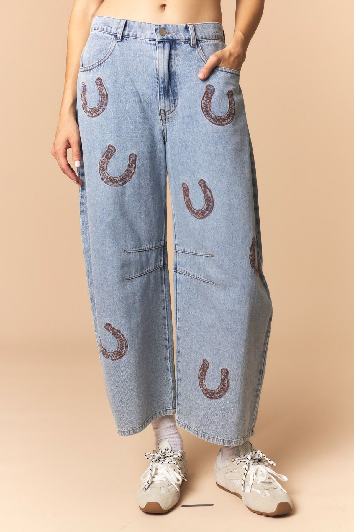 Horseshoe Barrel Jeans