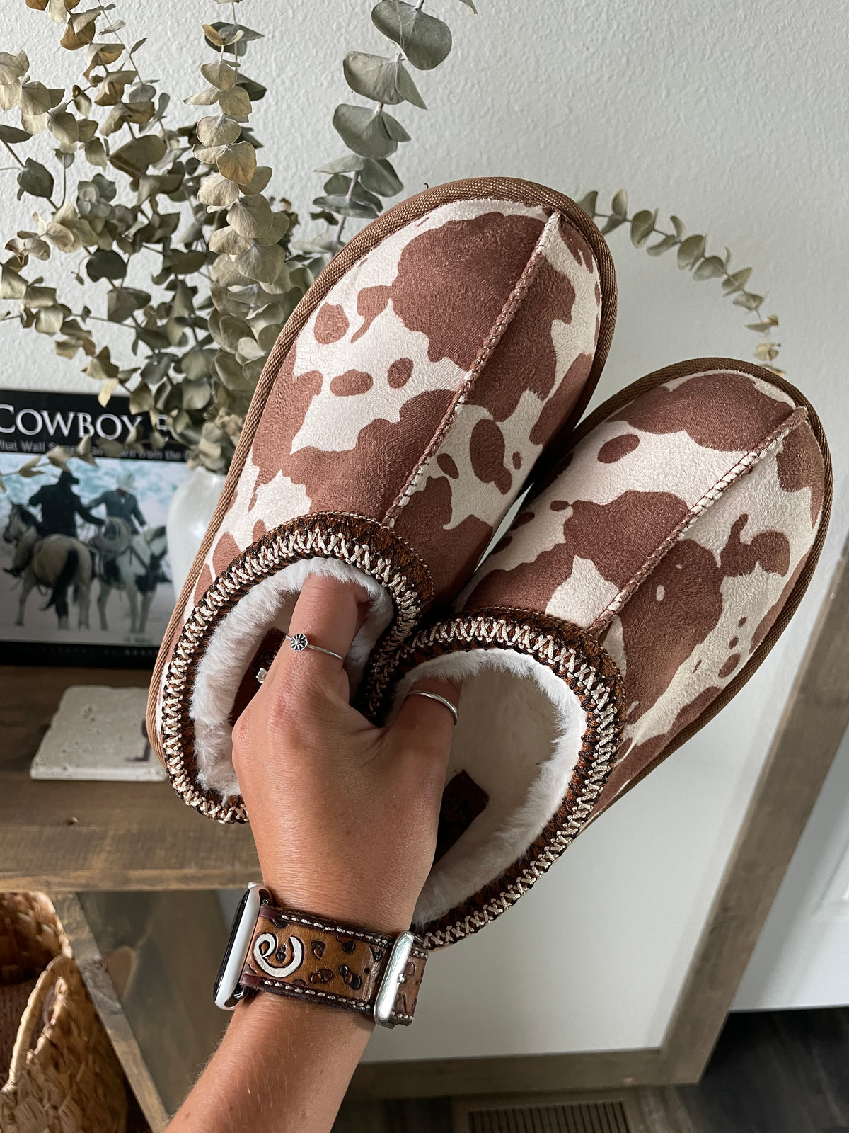 Cowprint Slippers - Brown PREORDER